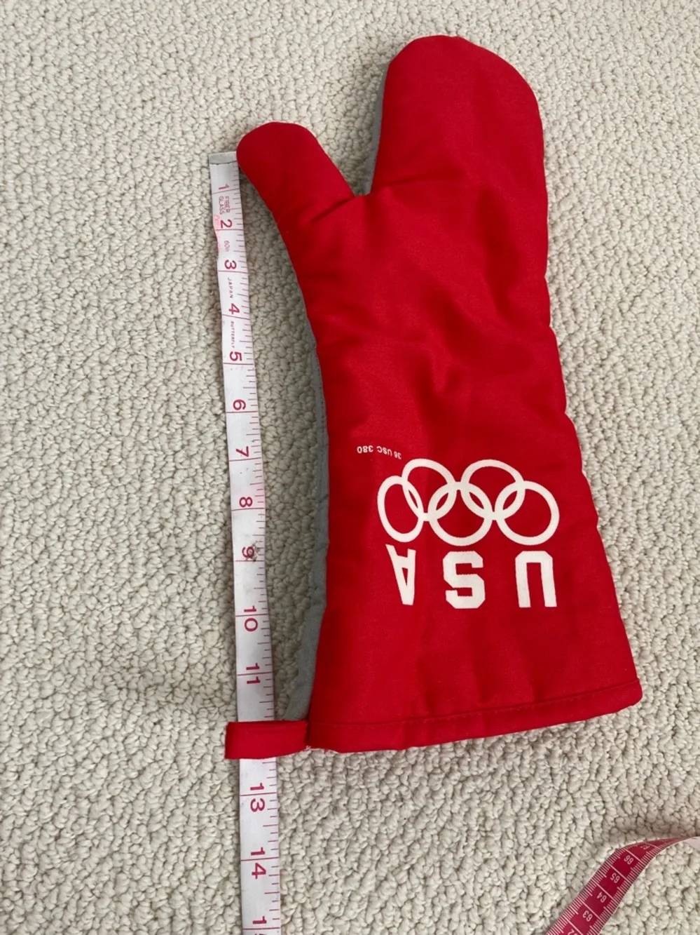Vintage Olympics BBQ Oven Glove